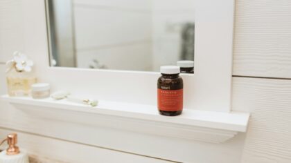 A gentle night-time skincare routine that protects your skin barrier