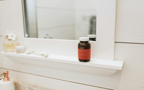 A gentle night-time skincare routine that protects your skin barrier
