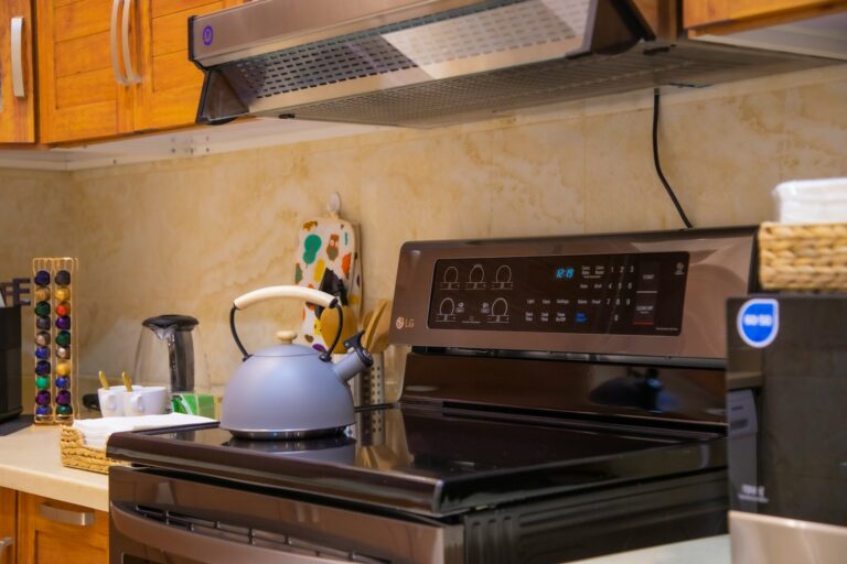 Kitchen stovetop safety cookware portable space heater living