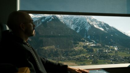 How couples can design a memorable train journey together