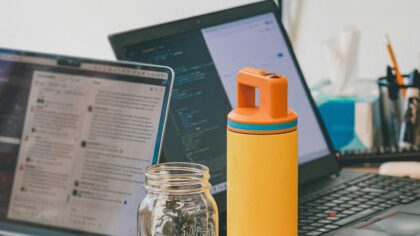 Practical hydration strategies for better energy and focus