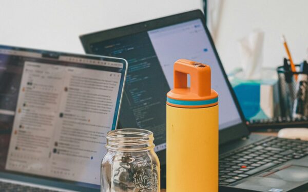 Practical hydration strategies for better energy and focus