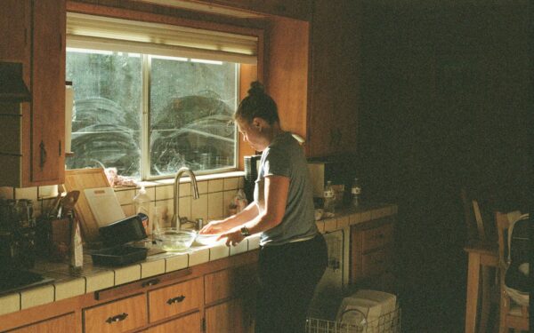 Sharing the load: gentle strategies for dividing household chores as a couple