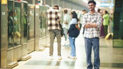 Using public transport apps to navigate a new city with confidence