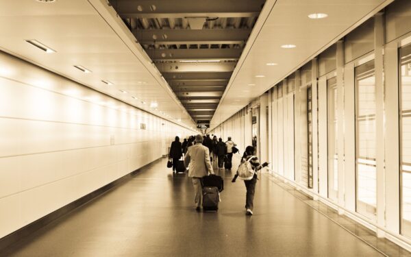 A parent’s guide to flying with children without turning the trip into an ordeal
