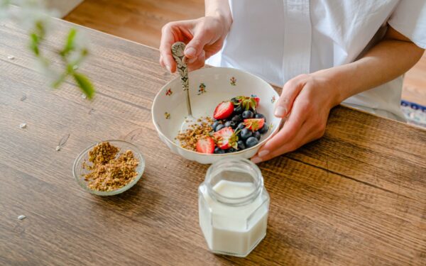 Balanced bites: how to enjoy healthy snacks that actually keep you full