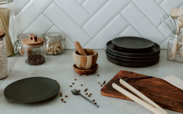 Calm mornings start in the kitchen: a simple guide to organizing your countertop