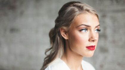 Effortless glow: simple ways to look refreshed without heavy makeup