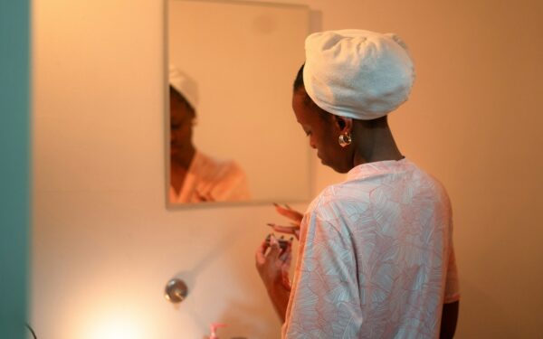 How to build a simple everyday makeup routine that feels natural and achievable