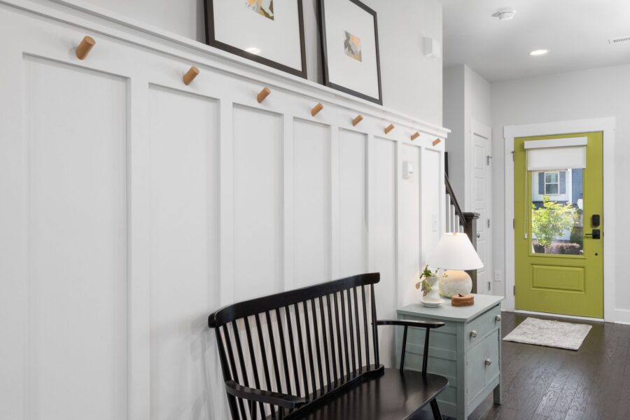 Entryway bench hooks
