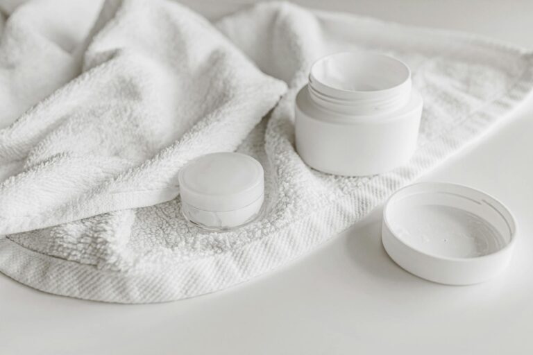 Flatlay night skincare