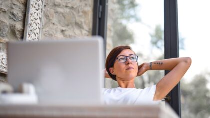 How to create a personal “midday reset” ritual that supports your wellbeing