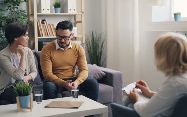 How to share household responsibilities as a couple without keeping score