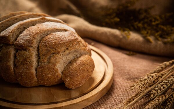 How to start baking with whole grains without losing flavor or texture