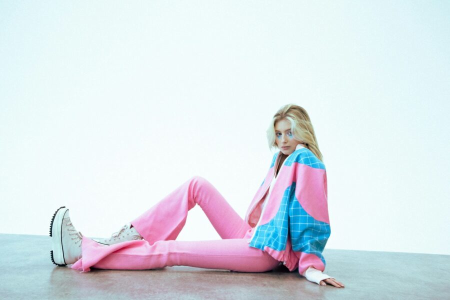 Woman outfit color