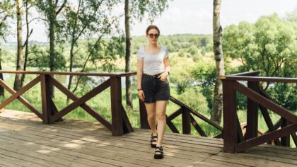 Minimalist summer style: how to look polished with fewer pieces