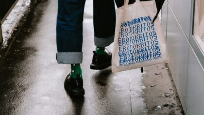 Personal style in motion: outfit ideas that work from morning commute to dinner plans