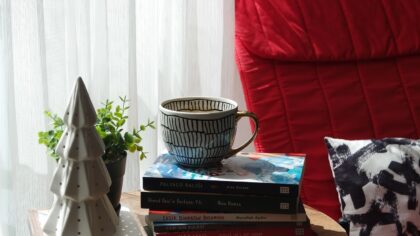 Quiet corners at home: how to create a simple reading nook in any room