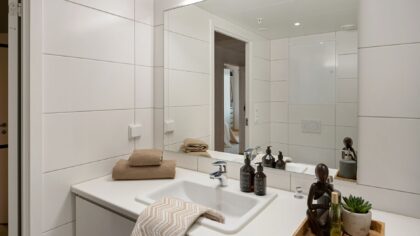 Simple bathroom routines that keep your home feeling fresh