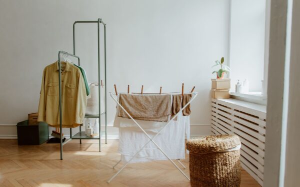 Simple laundry systems that save time, space and stress at home