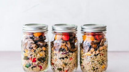 Simple make-ahead lunch jars that are fresh, flexible and budget friendly