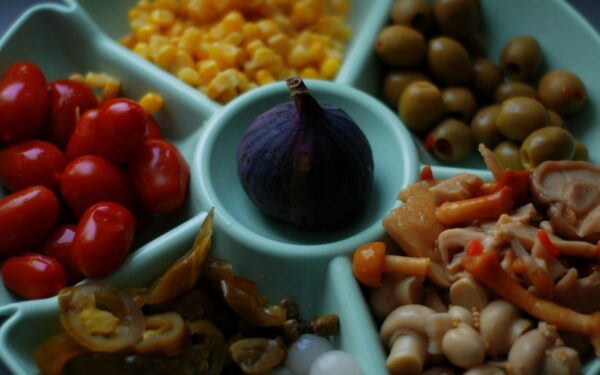 Simple no-cook summer plates that come together in minutes