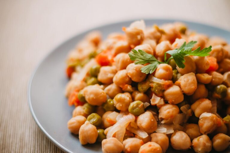 Sheet pan chickpeas carrots green beans