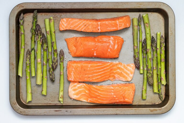 Roasted salmon asparagus