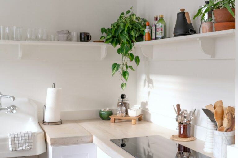 Compact kitchen open