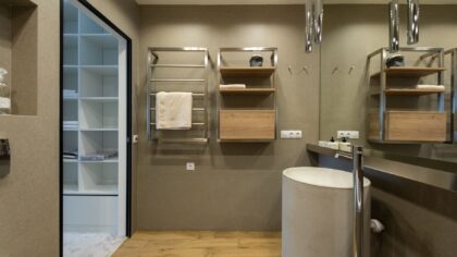 Small bathroom, big upgrade: simple ways to add storage without remodelling