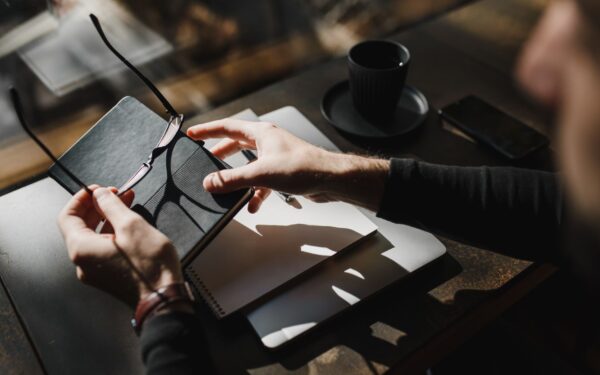 The five-minute reset: quick mental declutters you can use anytime