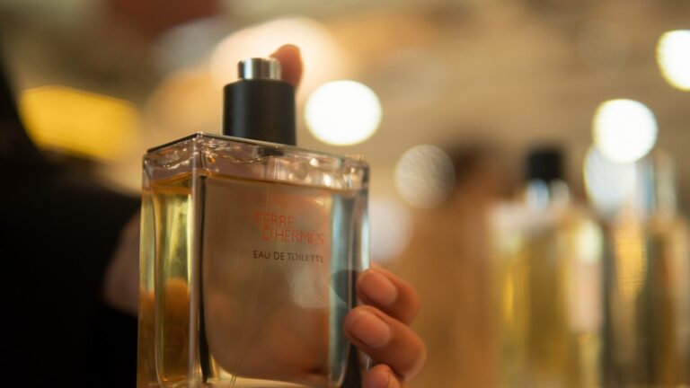 Layering perfume body