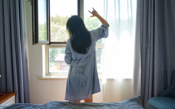 A realistic daily wellness routine that fits into a busy life