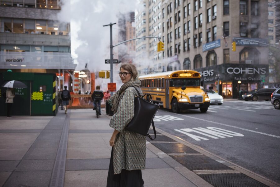 Autumn fashion woman