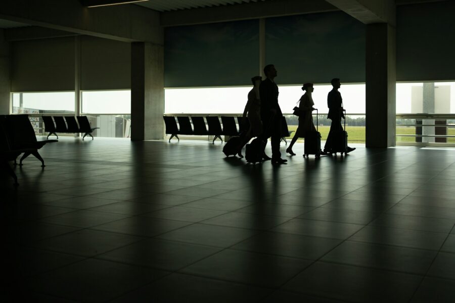 Carry suitcase overhead