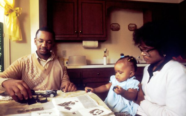Creating a weekly family rhythm that keeps everyone connected
