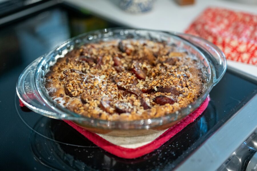Fruit crumble dessert