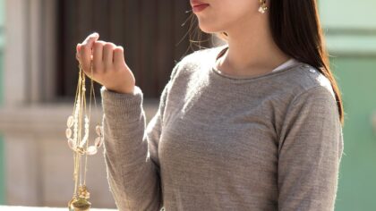 Effortless jewelry combinations that make any outfit look considered
