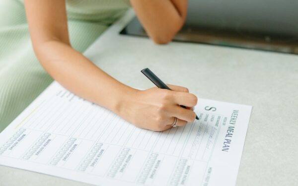 How to build a fair weekly rhythm at home without rigid schedules