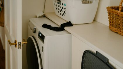 How to create a low-stress laundry system that quietly works in the background