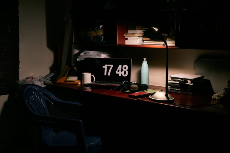 Home office desk