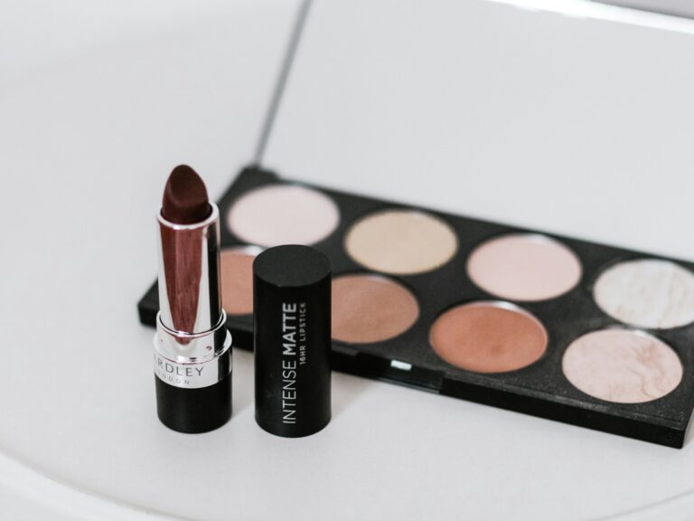Makeup palette lipstick