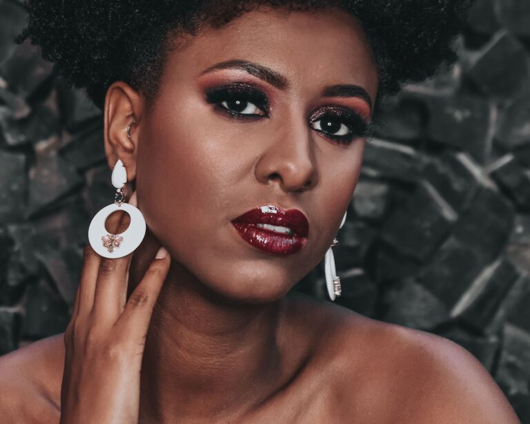 Close party makeup