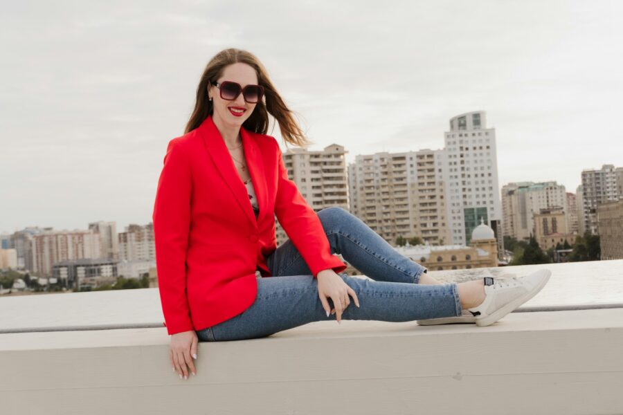 Woman casual chic