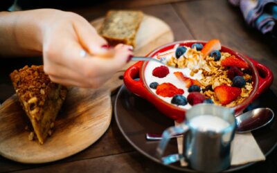Simple baked oats: a cozy breakfast you can prep in one pan
