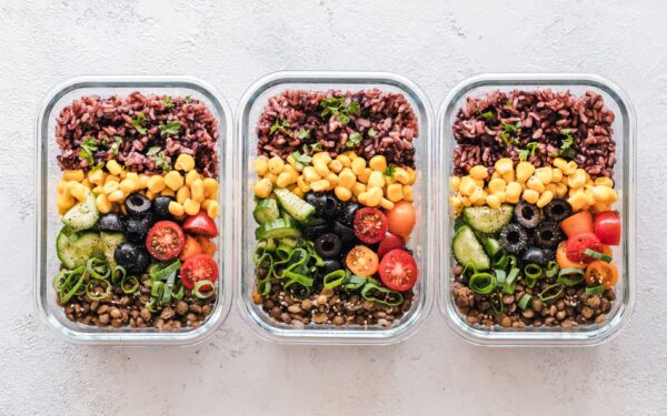 Simple make-ahead lunchbox salads that stay fresh and crisp