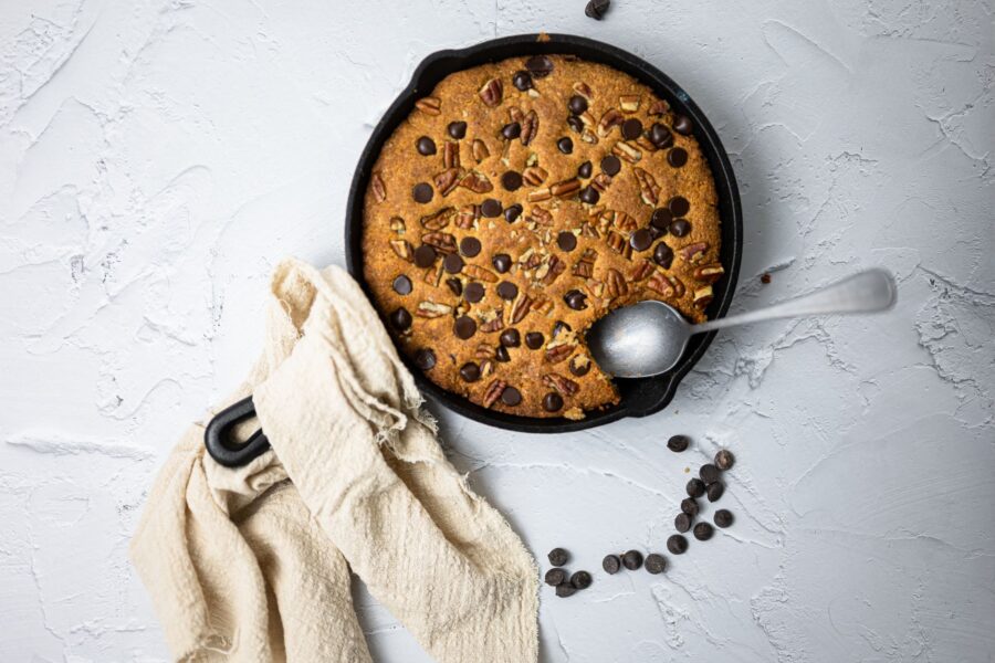 Cast iron skillet