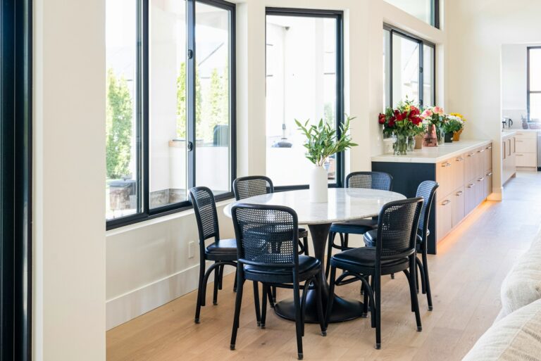 Compact dining area