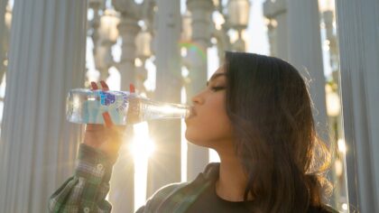 Small summer habits that keep you well when the weather heats up