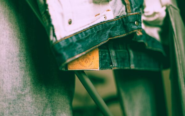 Smart secondhand style: how to shop pre-loved fashion that feels modern and personal